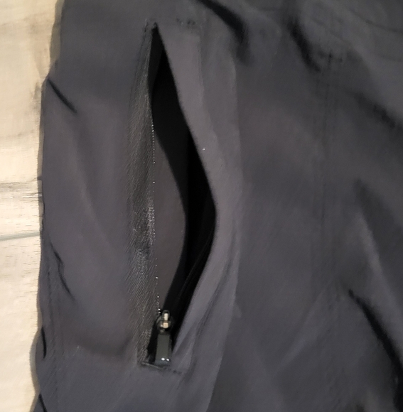 Athleta Shorts - Picture 4 of 9